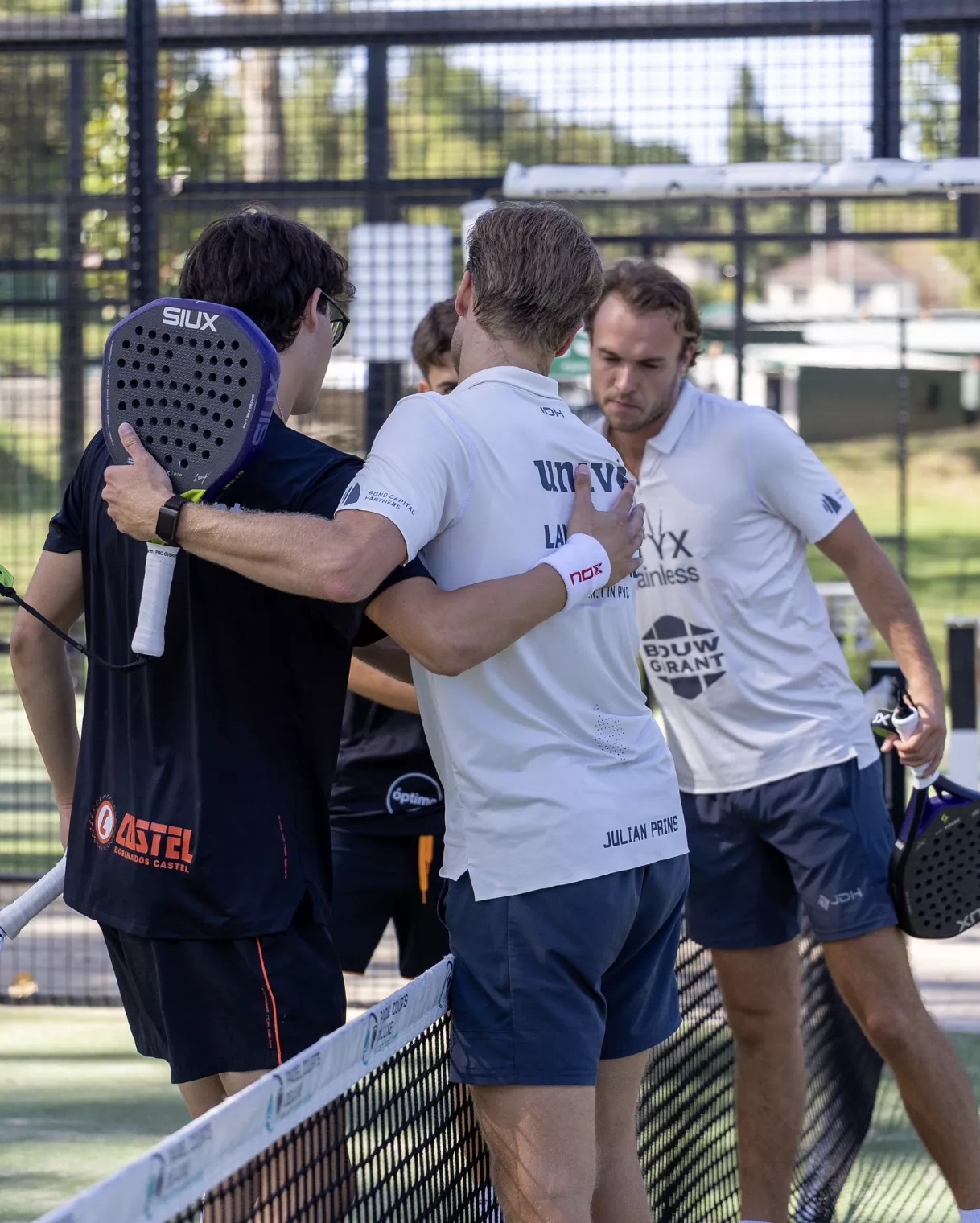 début de match de competition padel 2vs2